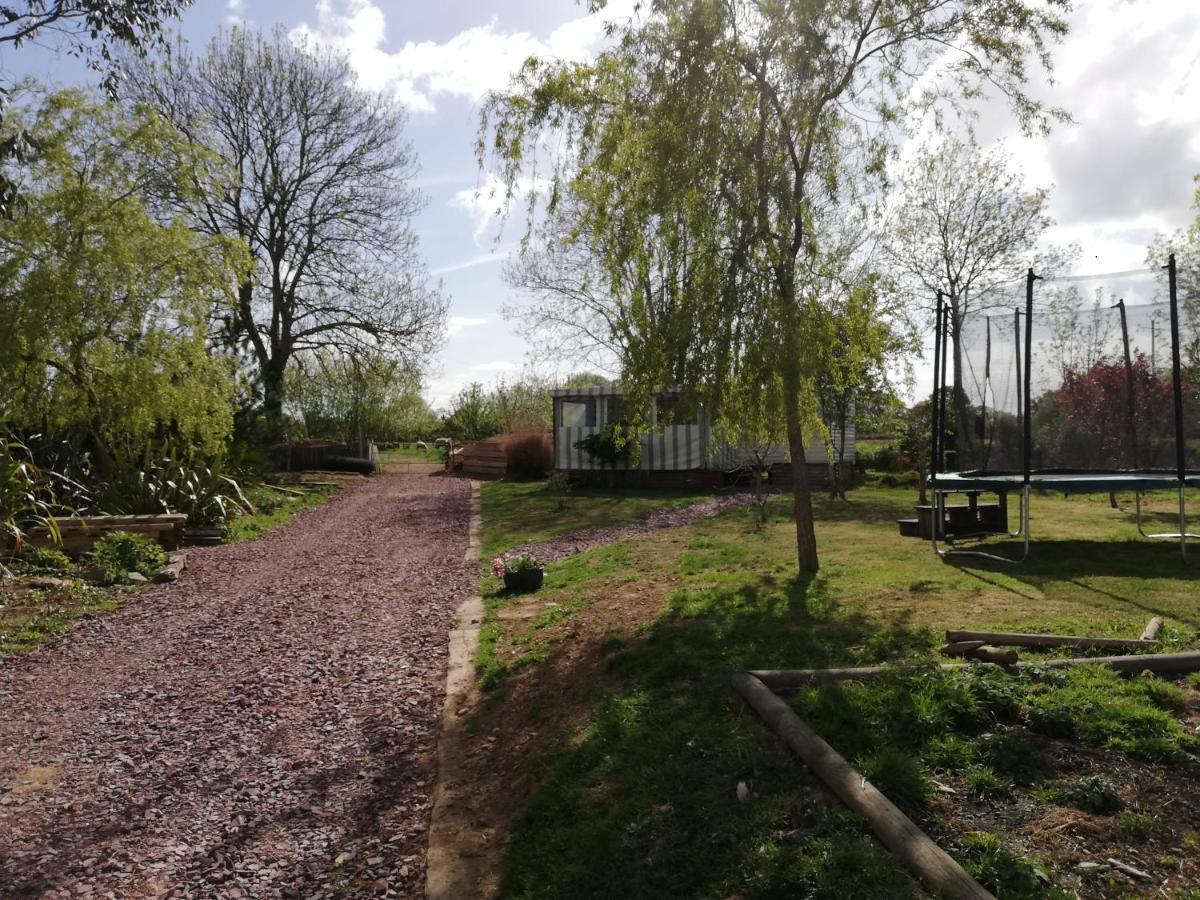 D'Ici Et D'Ailleurs Apartman Raids Kültér fotó